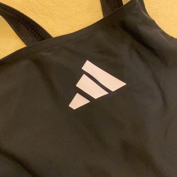 Adidas swimsuit - US Youth S (8-10) - Picture 4 of 16